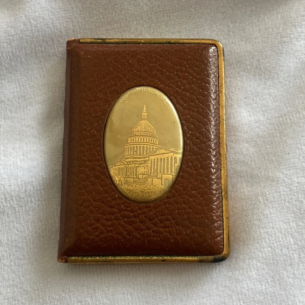 Antique Makeup Compact Mirror - Picture 2 of 15